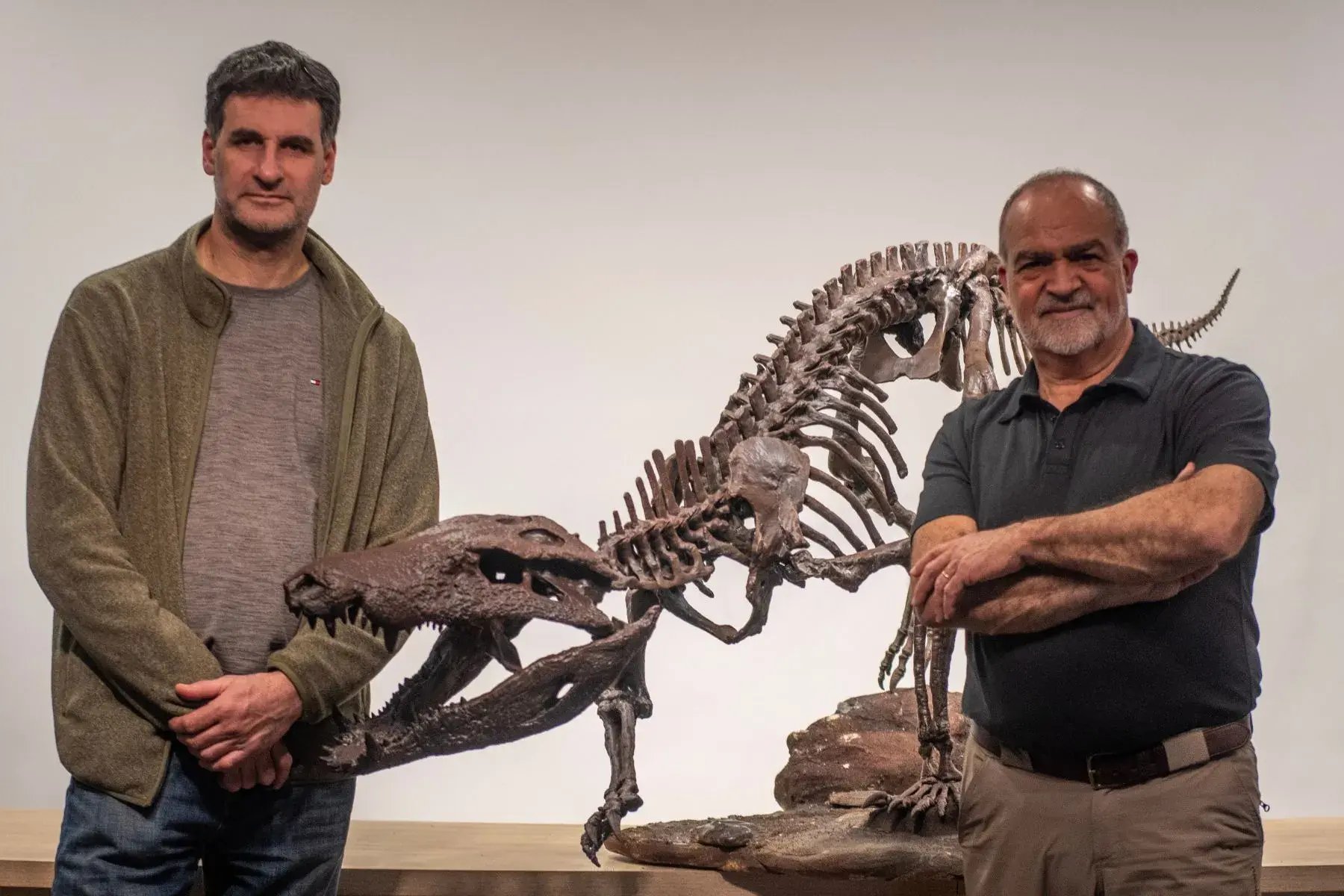 Dr. Fernando Novas (right) and Prof. Marcelo Pablo Isasi (left)