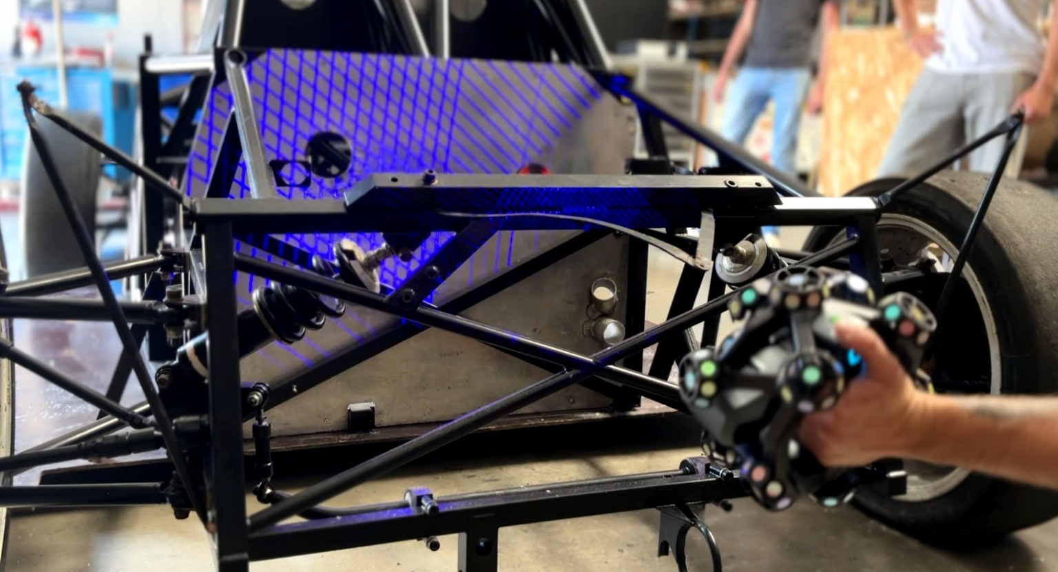 Peugeot-207-Spider-Fahrgestell-Untersuchung