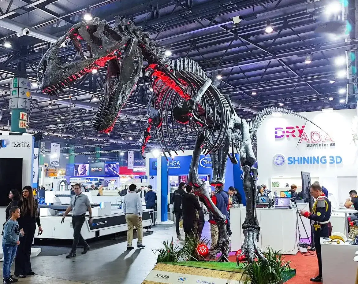 The model displayed at the exhibition 1